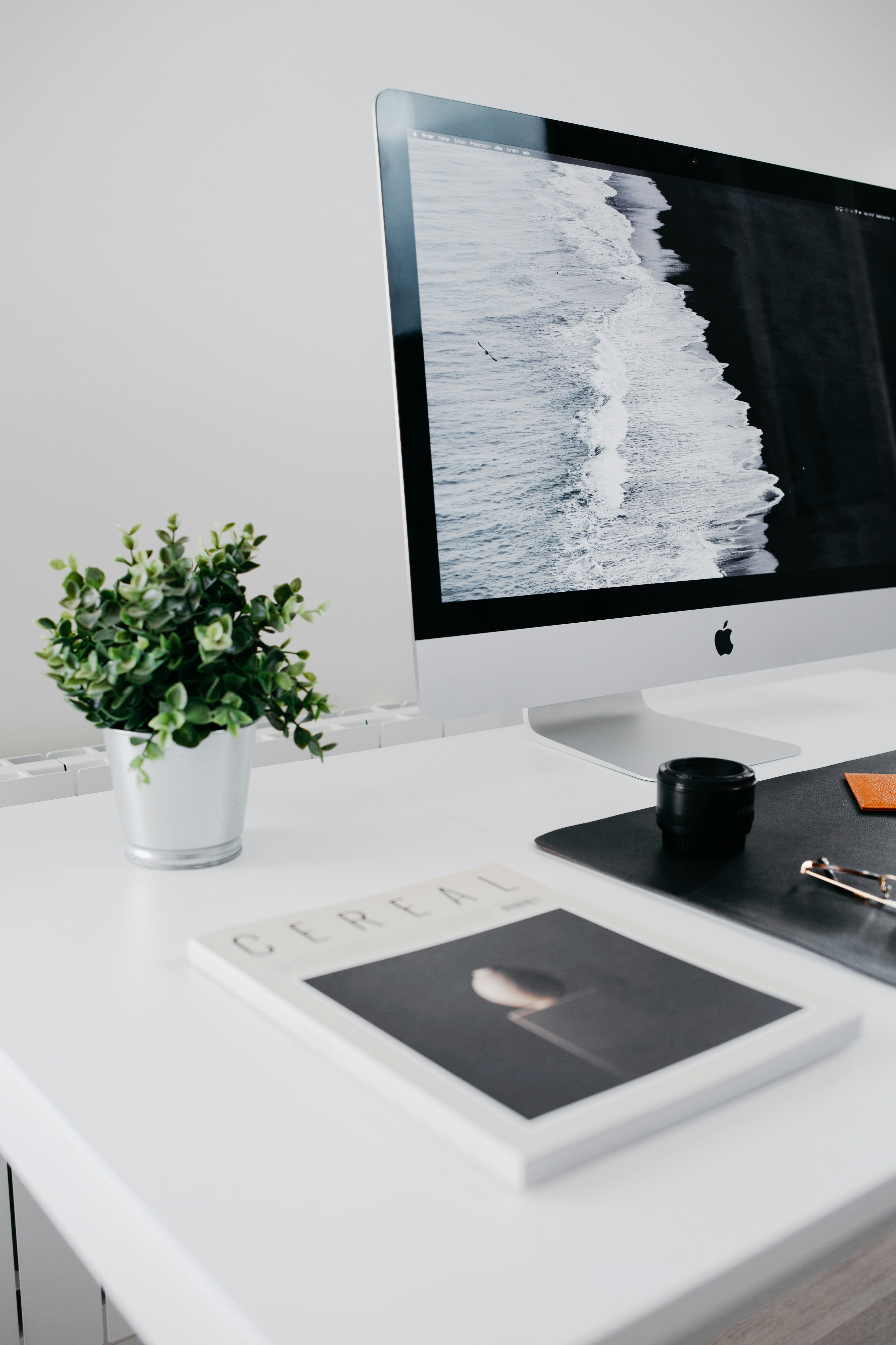 IT consulting team delivering enterprise technology solutions